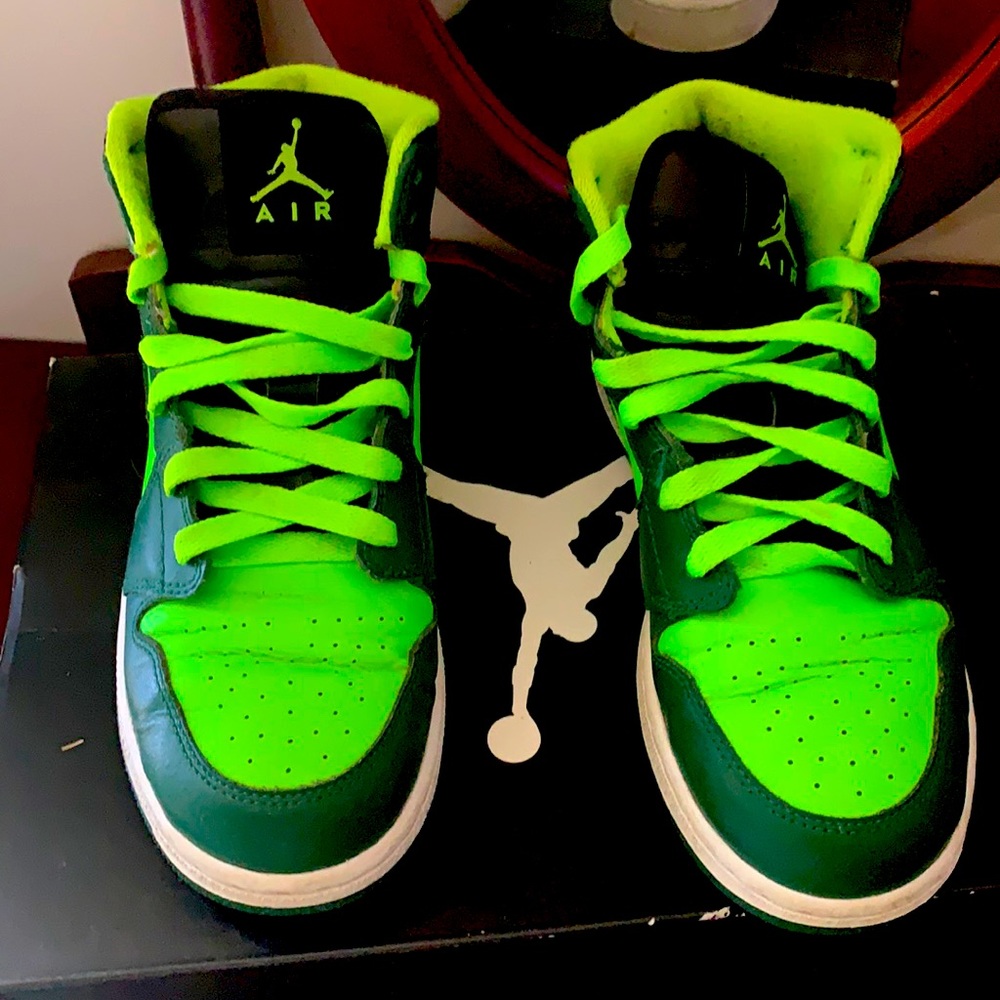 Lime green Jordan’s